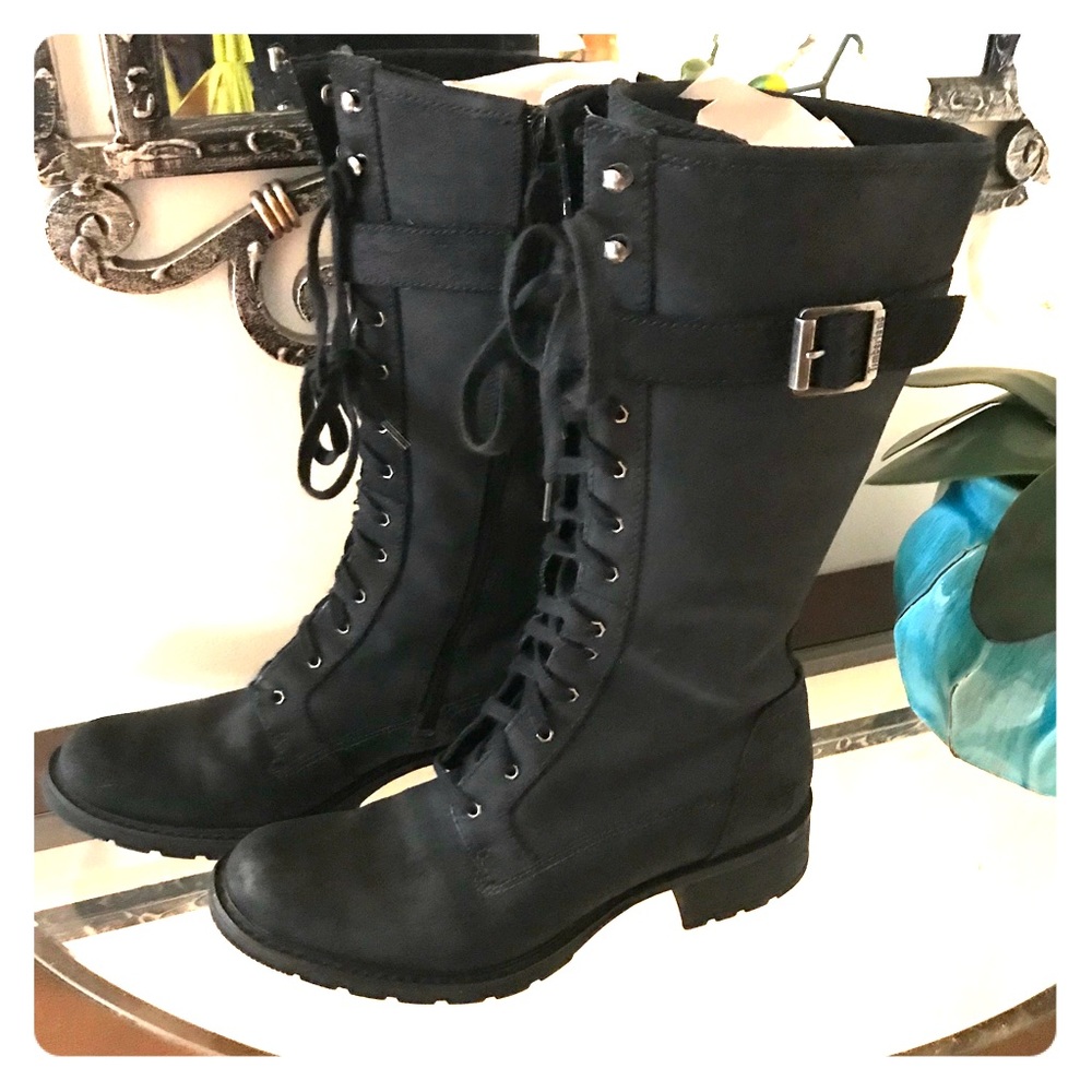 Timberland Black Suede Lace-Up Boots 9